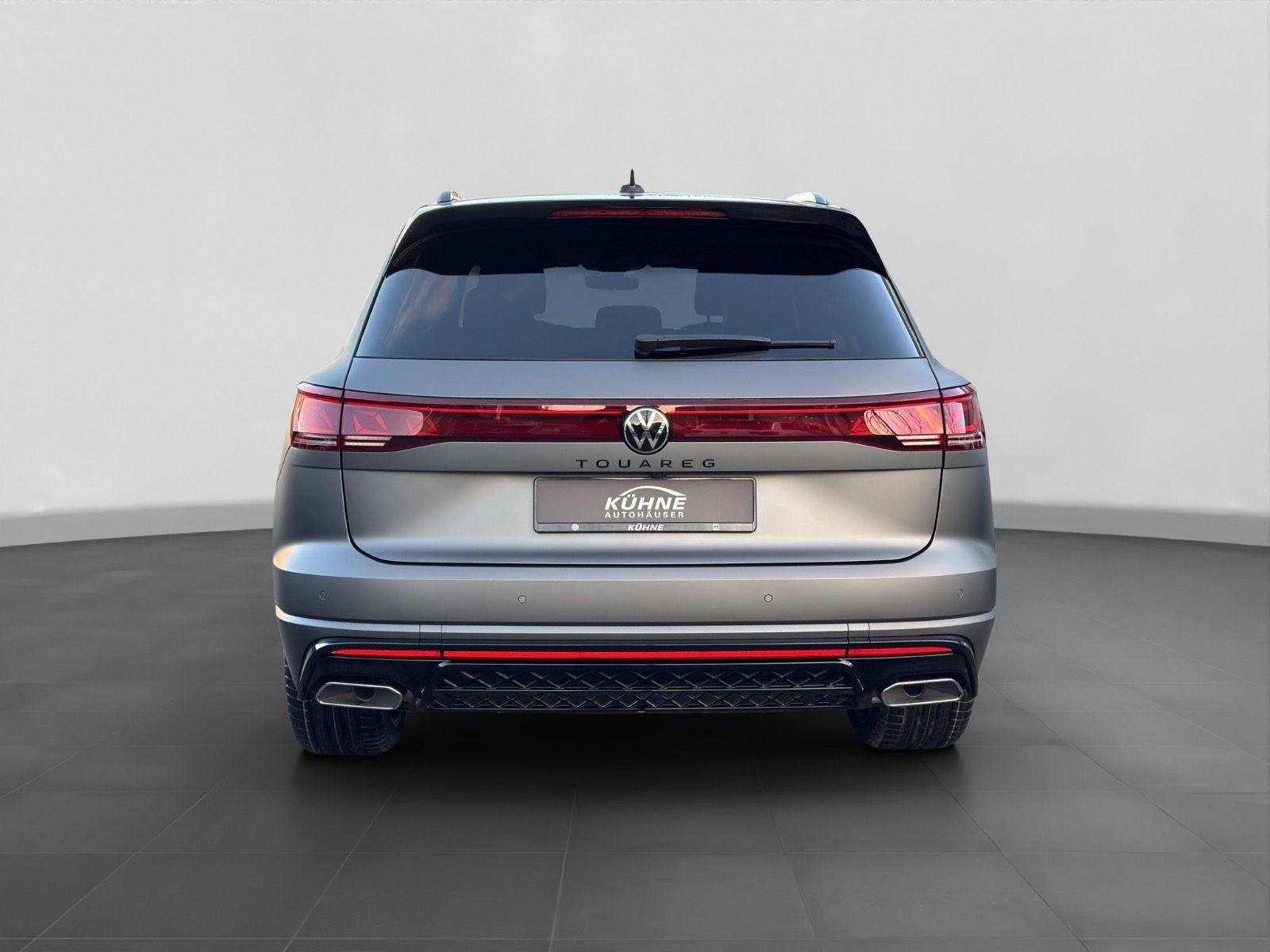 Volkswagen Touareg R-Line V6 TDI 4M Black Style | AHK PANO