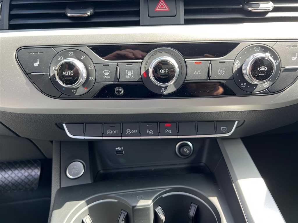 Audi A4 Avant 35 2.0 TFSI S-tronic - Samsaru's Car Outlet