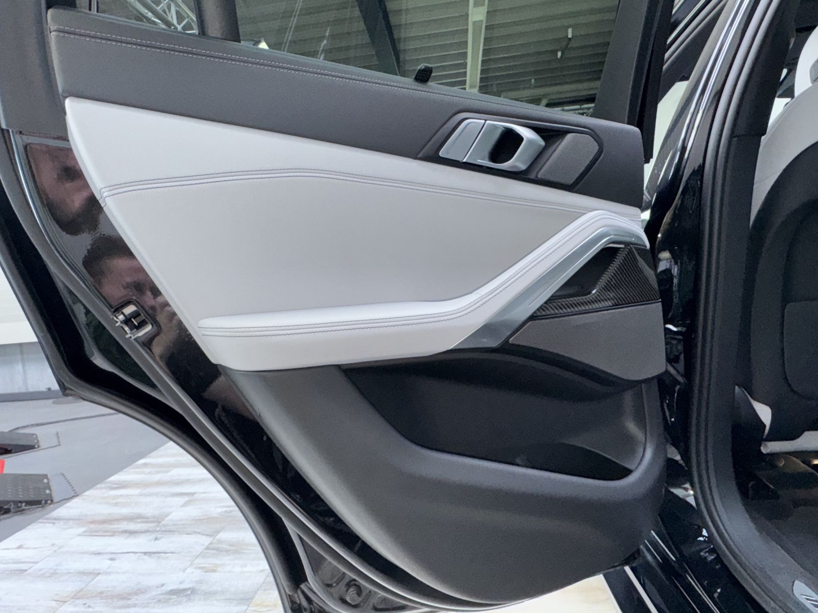 BMW X6 xDrive30d M Sport Pro - Samsaru's Car Outlet