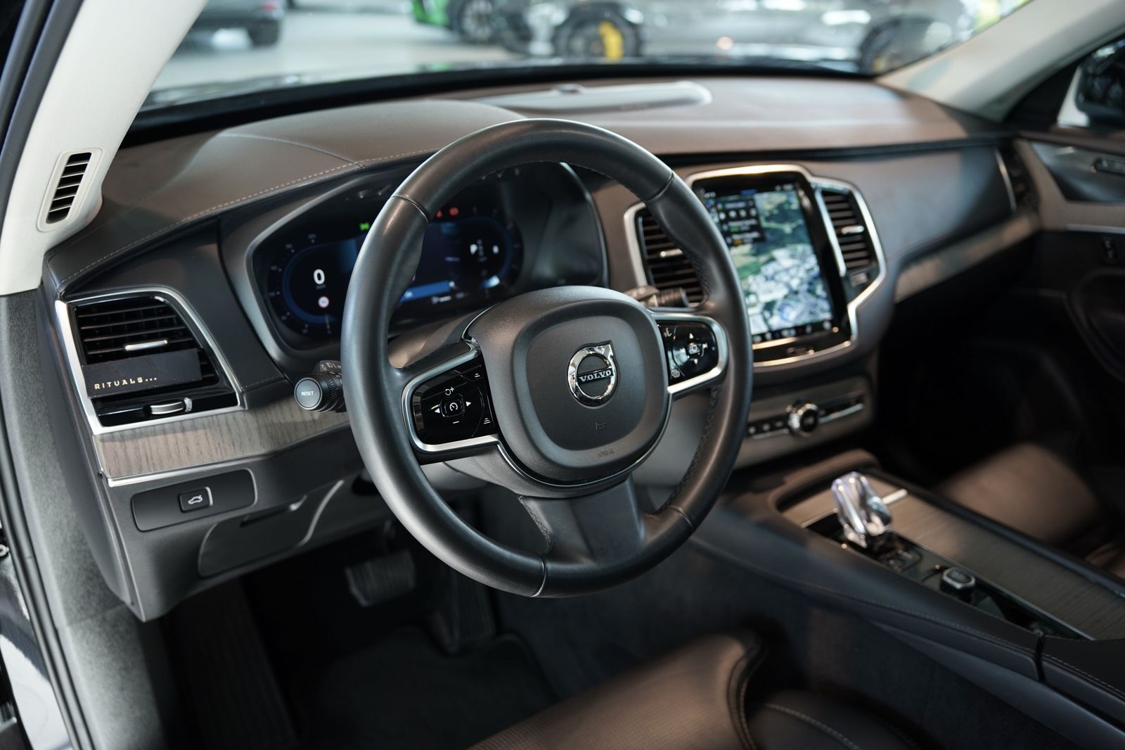 Volvo XC90 Plus Bright AWD *7-Sitzer *GSD *360° *AHK