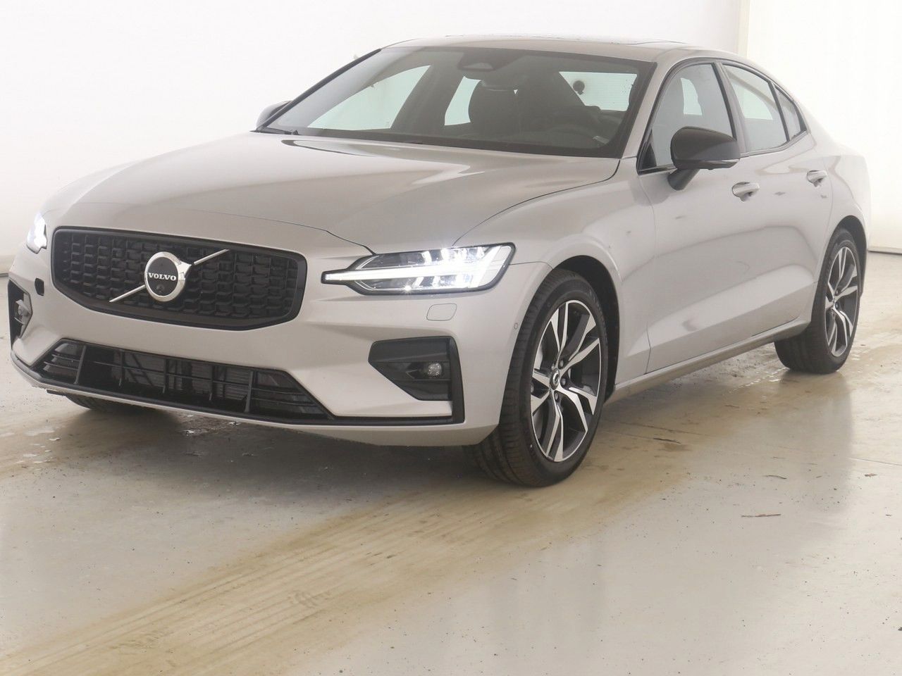 Volvo S60 B5 Ultimate Dark AWD*SONDERZINS 1,99% eff.