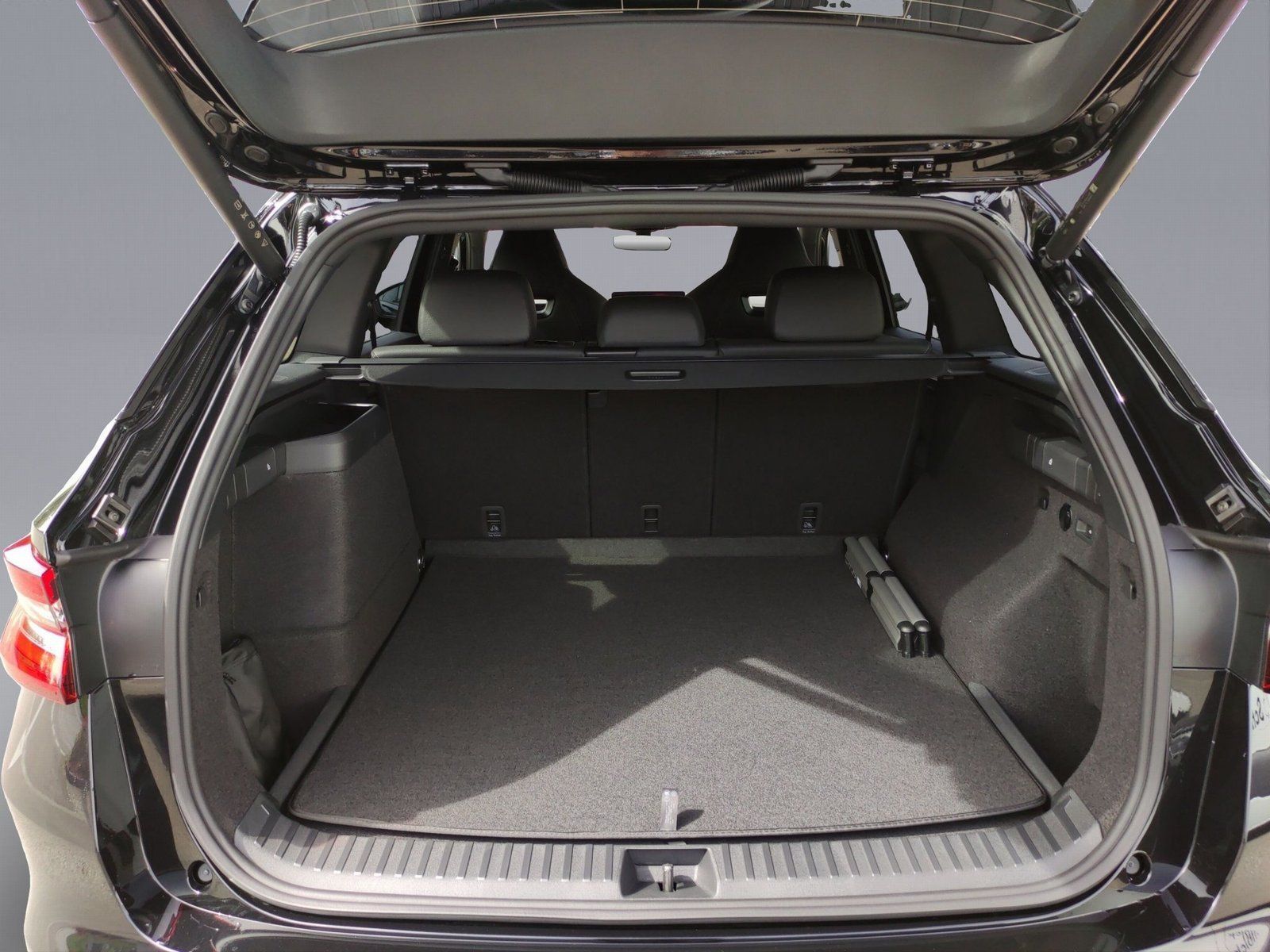 Skoda Kodiaq Sportline 1.5 TSI iV DSG HYBRID AHK NAVI