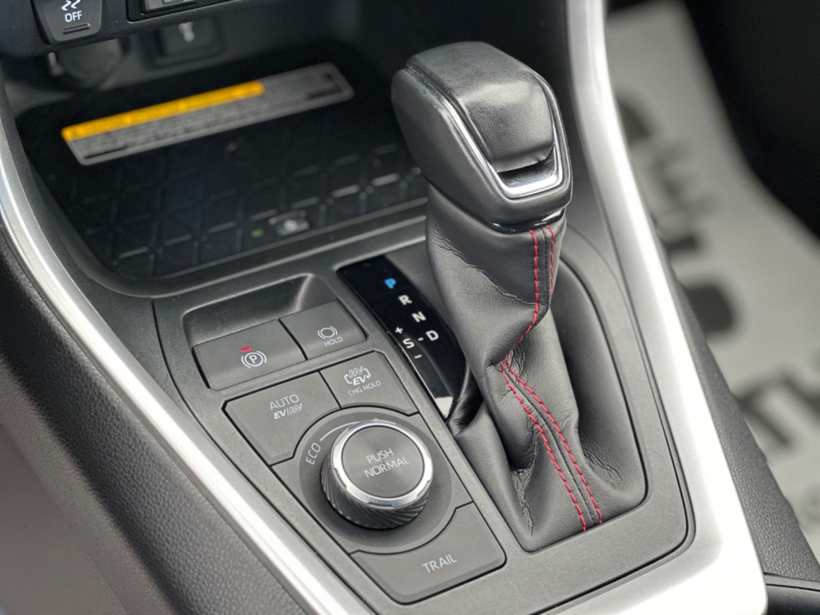 Toyota RAV 4 Plug-in Hybrid 4x4 Executive - Samsaru's Car Outlet