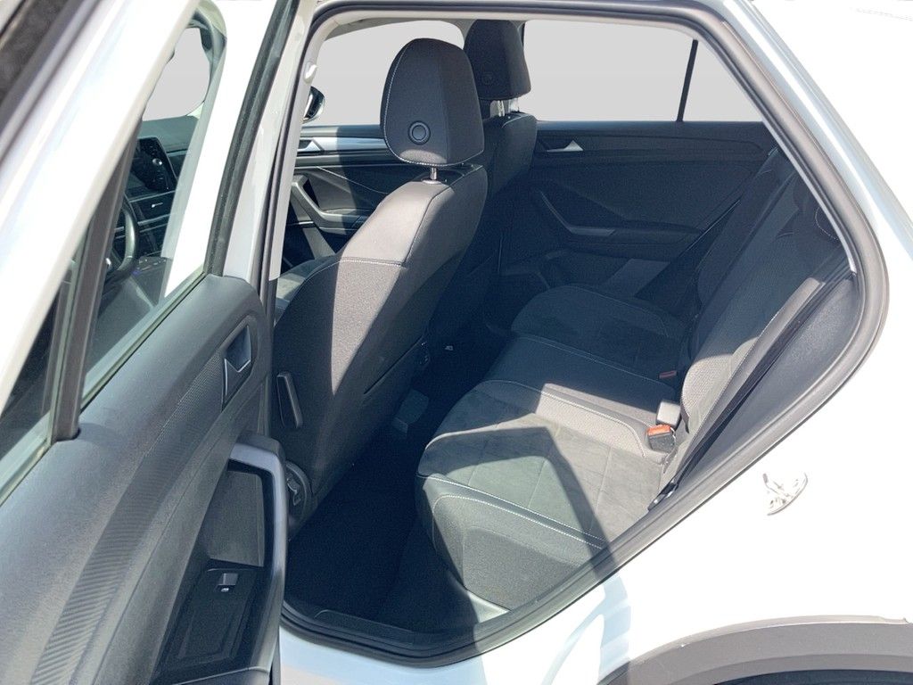 Volkswagen T-Roc 1.5 TSI DSG - Samsaru's Car Outlet