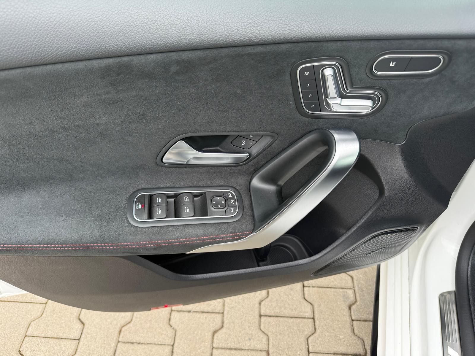 Mercedes-Benz A 35 AMG 4Matic - Samsaru's Car Outlet
