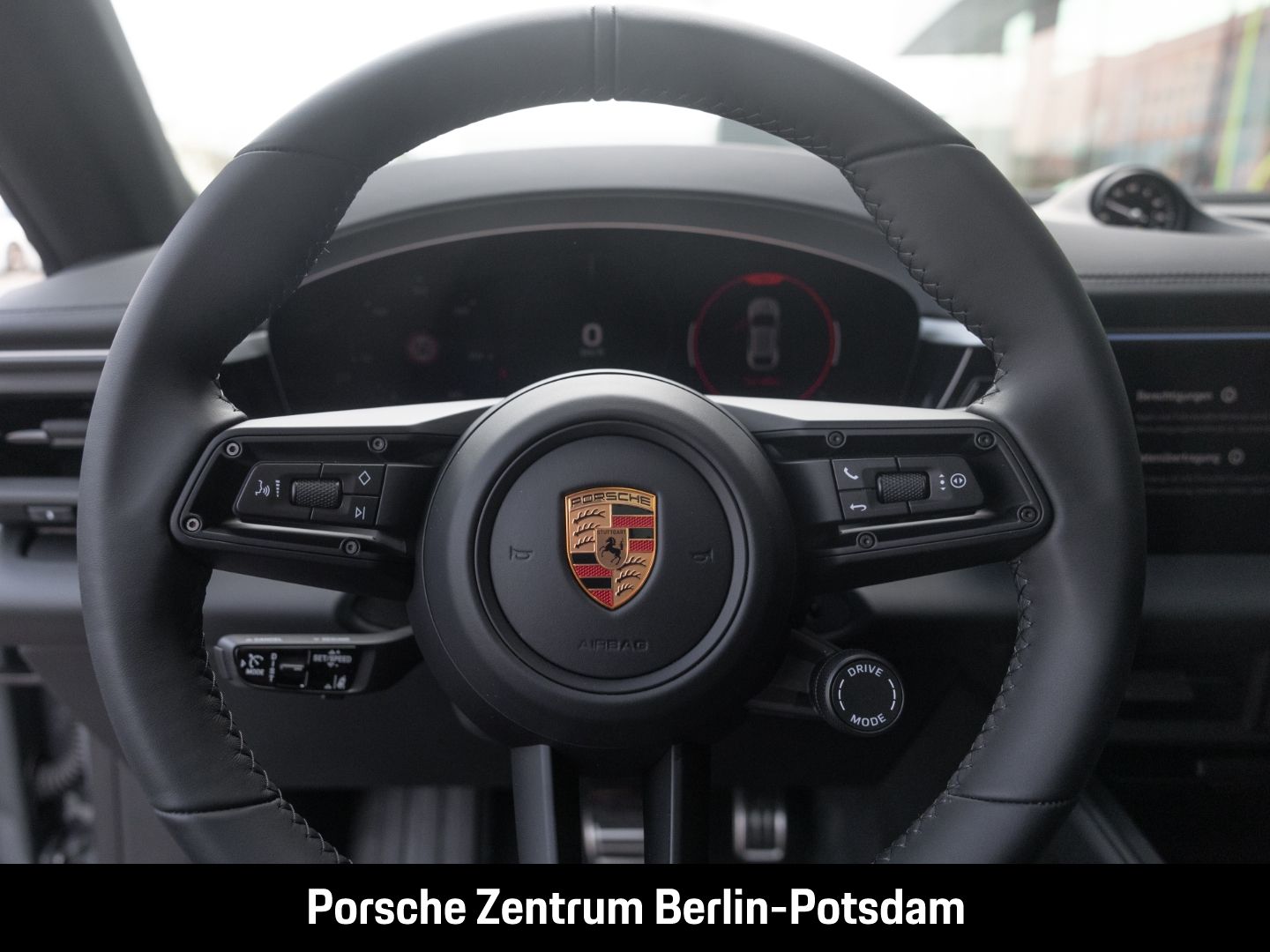Porsche Macan 4S Burmester Panoramadach Luftfederung