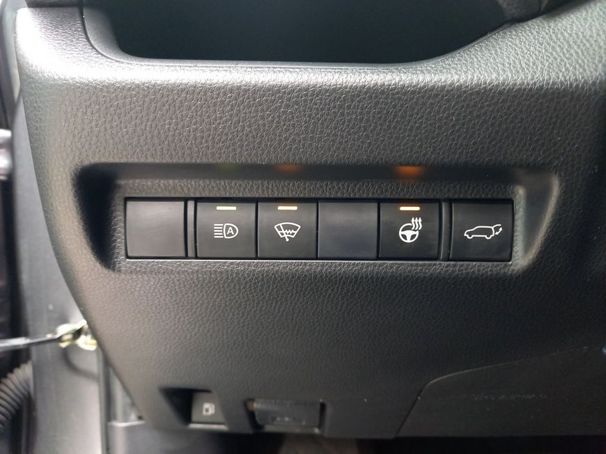 Toyota RAV 4 2.5 4x2 Hybrid - Samsaru's Car Outlet