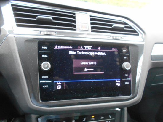 Volkswagen Tiguan 1.5 TSI Life - Samsaru's Car Outlet