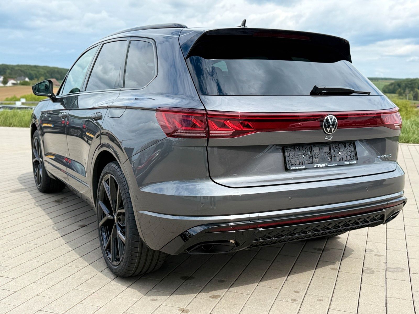 Volkswagen Touareg R eHYBRID+FINAL EDITION+AHK+PANO