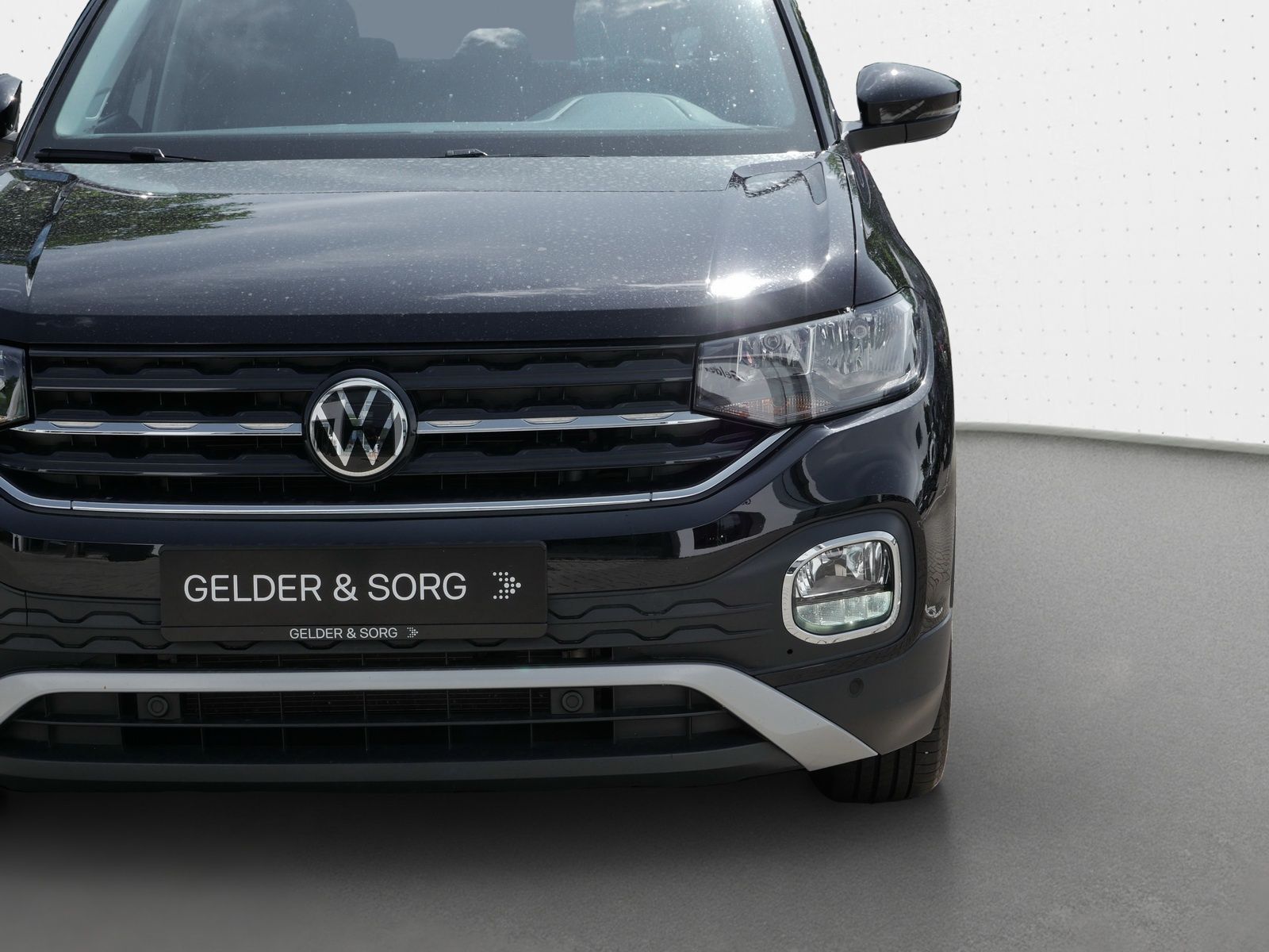 Volkswagen T-Cross Life Move 1.0 TSI - Samsaru's Car Outlet