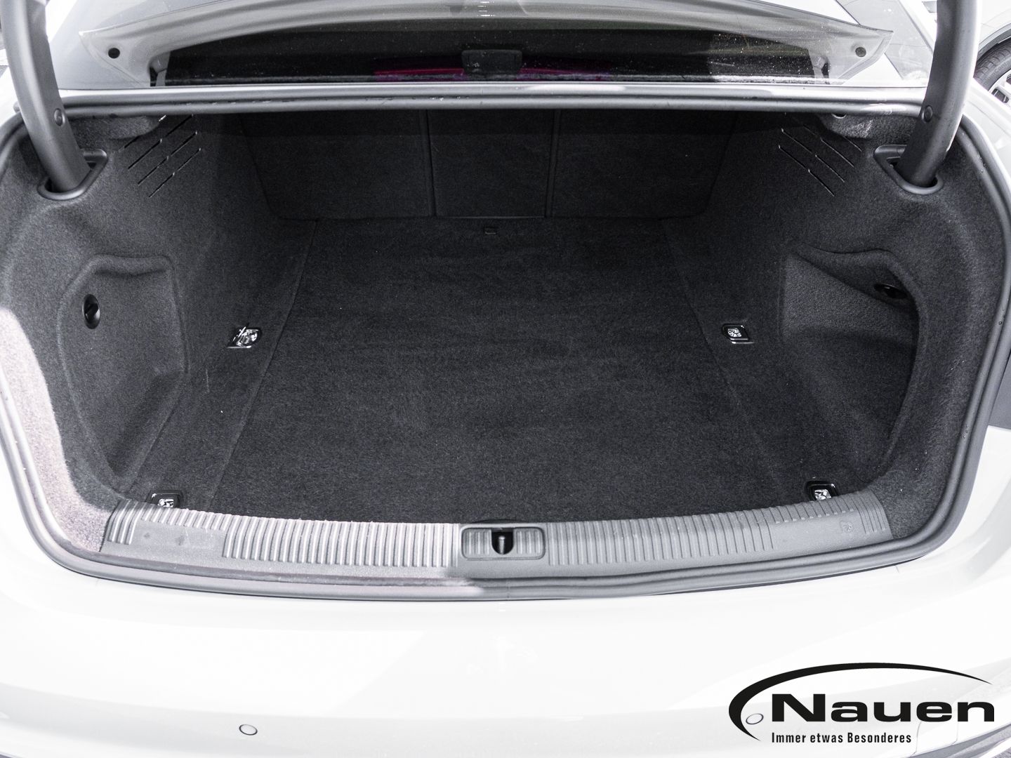 Audi A4 Limousine 40 TDI quattro *ACC*PANO*MATRIX*NAV