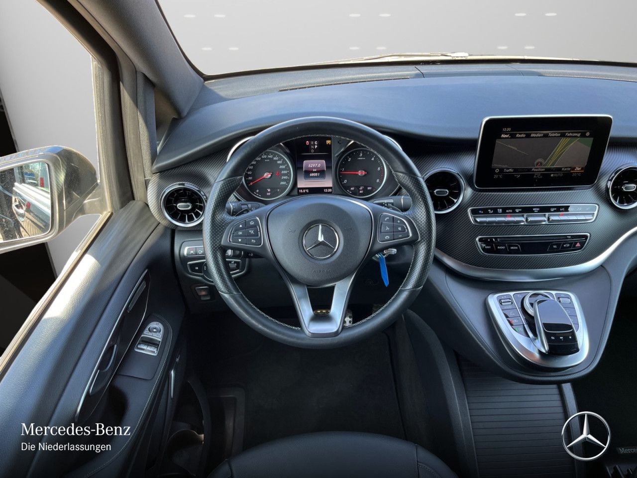 Mercedes-Benz V 300 d Kompakt AVANTGARDE EDITION - Samsaru's Car Outlet