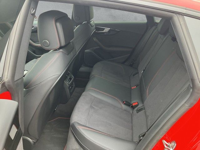 Audi A5 Sportback 40 TFSI quattro S-tronic S-line AHK