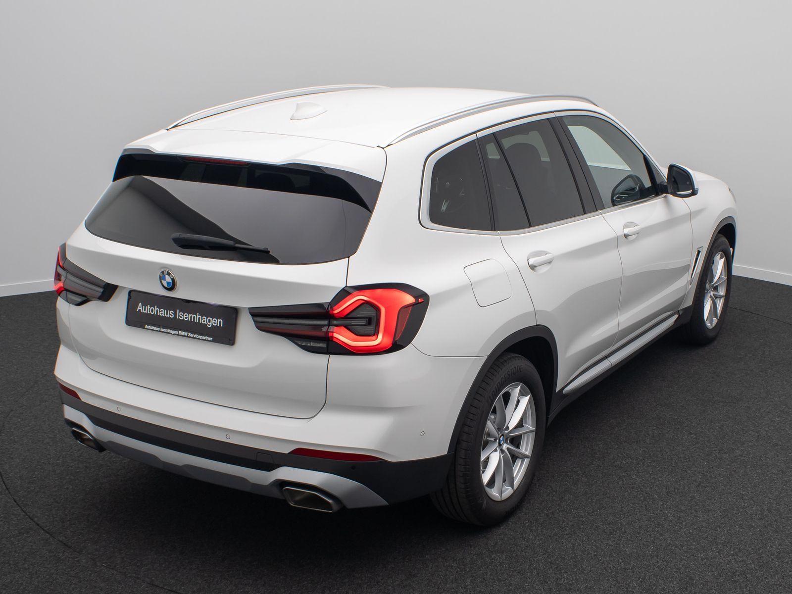 BMW X3 xD20i Kamera DAB Laser HiFi Komfort Sport 18"