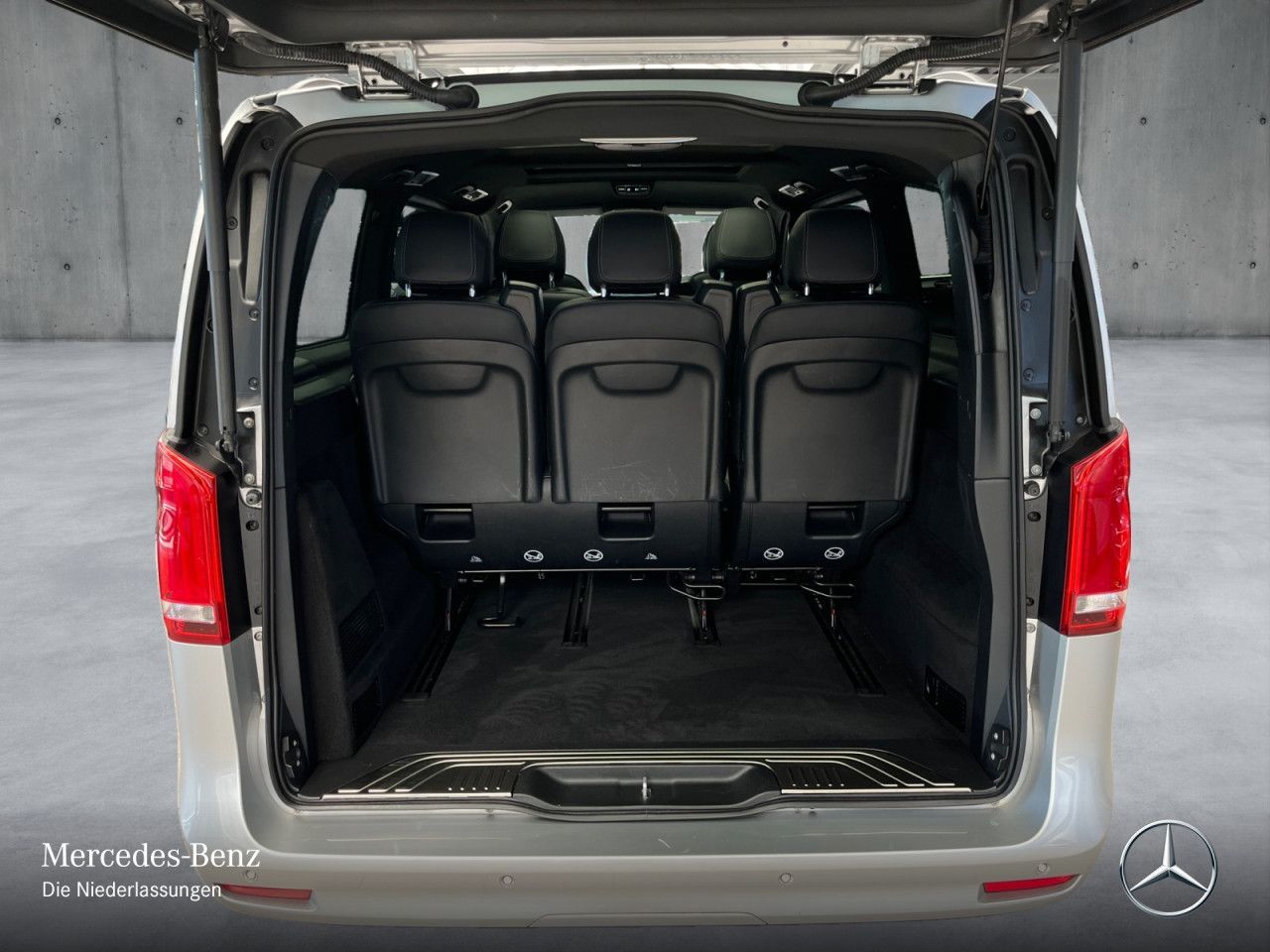 Mercedes-Benz V 300 d 4M AVANTGARDE - Samsaru's Car Outlet