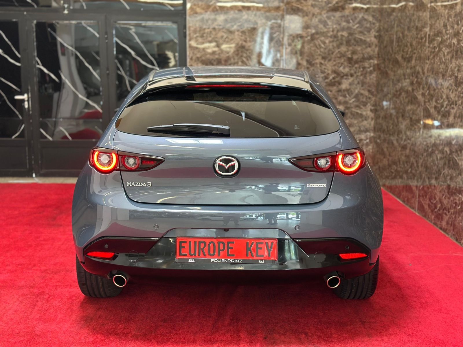 Mazda 3 LIM HOMURA AUTOM SHZ NAVI XENON