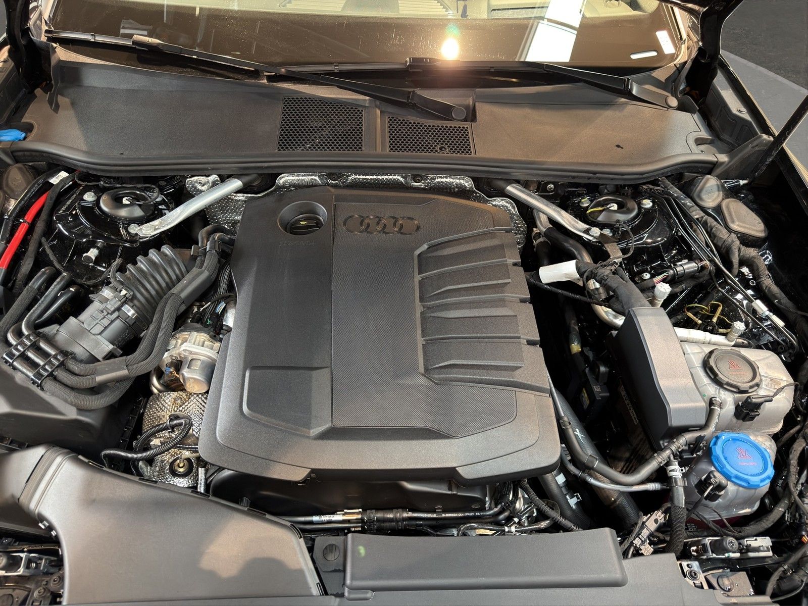 Audi A6 Avant 2.0 TDI qu. S Line Matrix AHK Pano edit