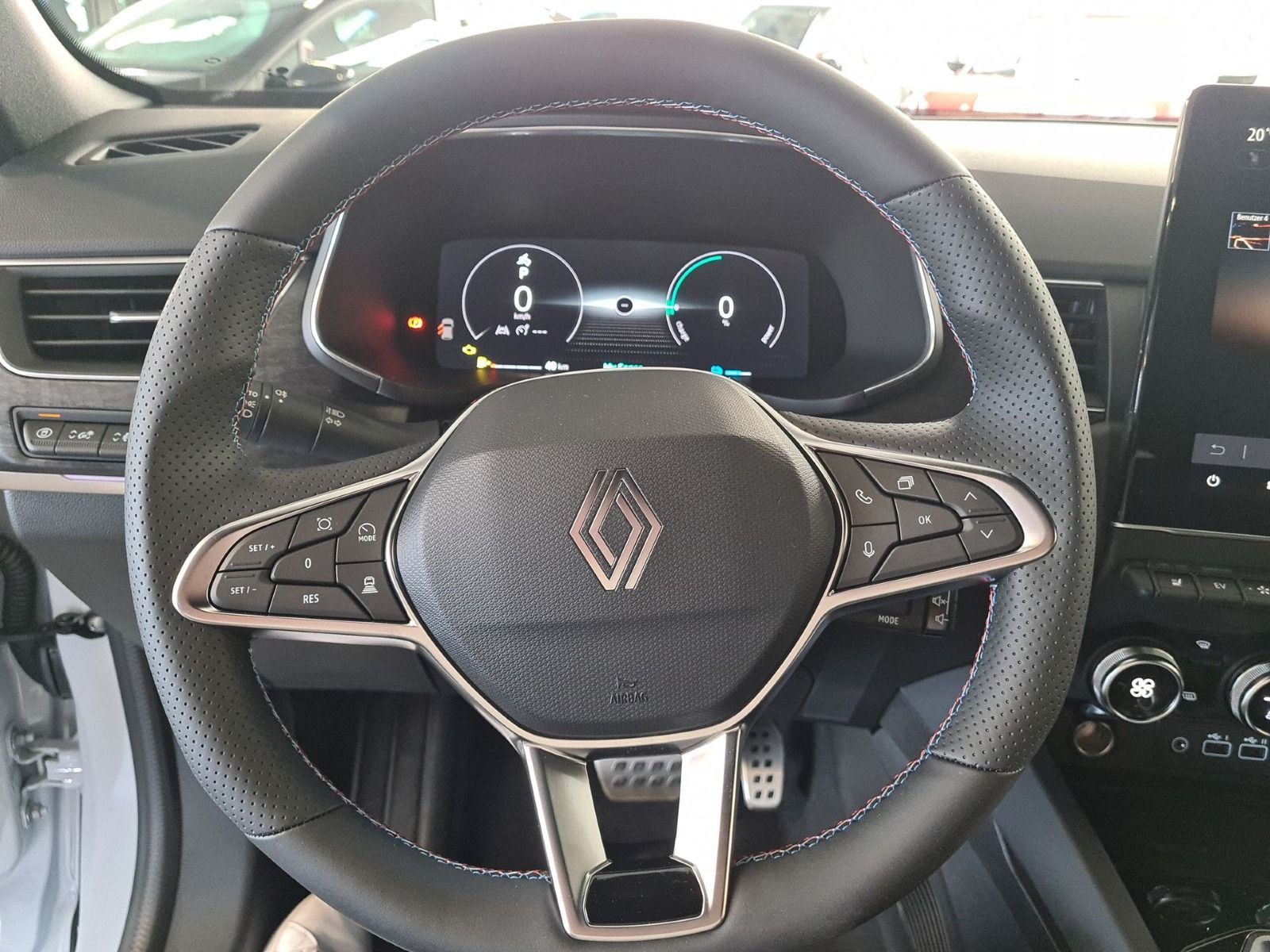 Renault ARKANA ESPRIT ALPINE Full Hybrid - Samsaru's Car Outlet