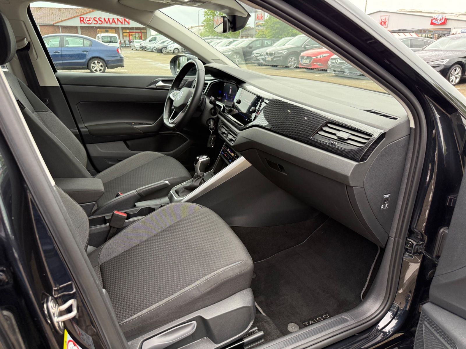 Volkswagen Taigo Life 1.0 DSG - Samsaru's Car Outlet