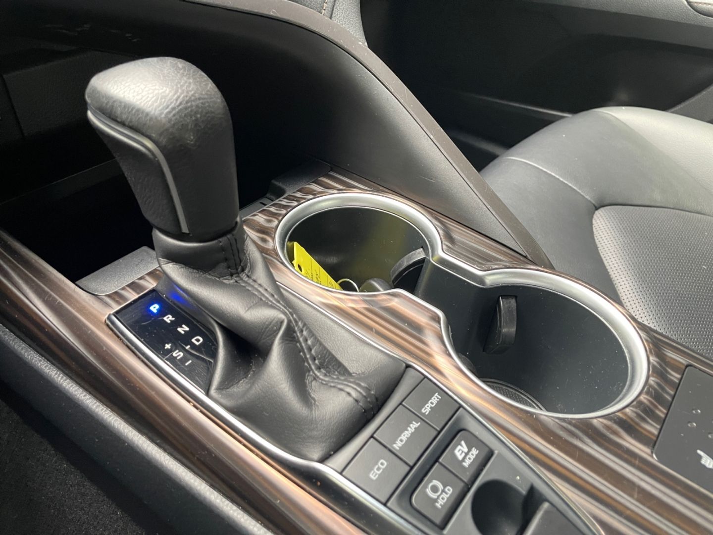 Toyota Camry Hybrid Executive *LED*CAM*Leder*el. Sitze*
