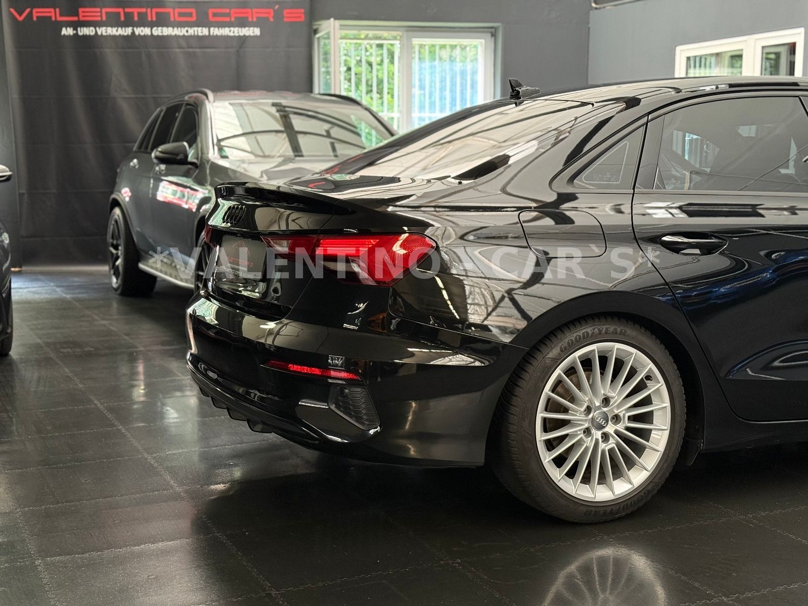 Audi A3 Limousine 35 TDI advanced S-Line - Samsaru's Car Outlet