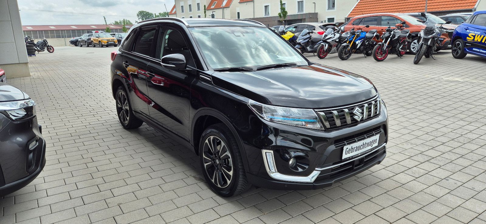 Suzuki Vitara 1.4 BOOSTERJET Hybrid Comfort+ - Samsaru's Car Outlet