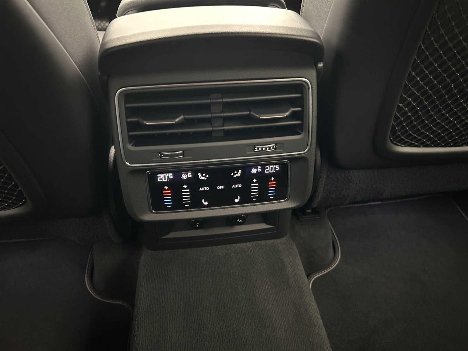 Audi Q7 45 TDI quattro S line*Navi*Matrix*Alu*HUD*AHK