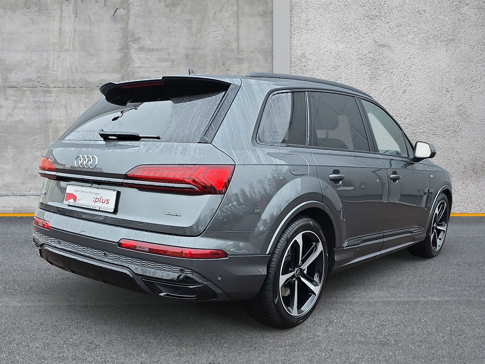 Audi Q7 55 TFSIe qu S line MATRIX AIR HuD AHK 21"