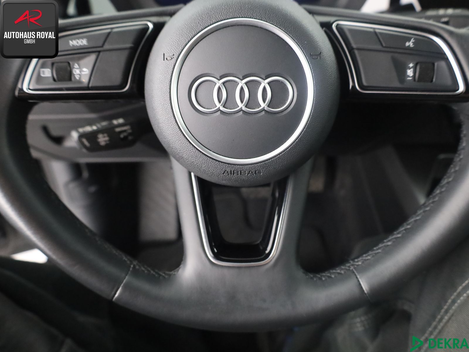 Audi A3 Sportback 30 TFSI S LINE CARPLAY,SPORTSITZE