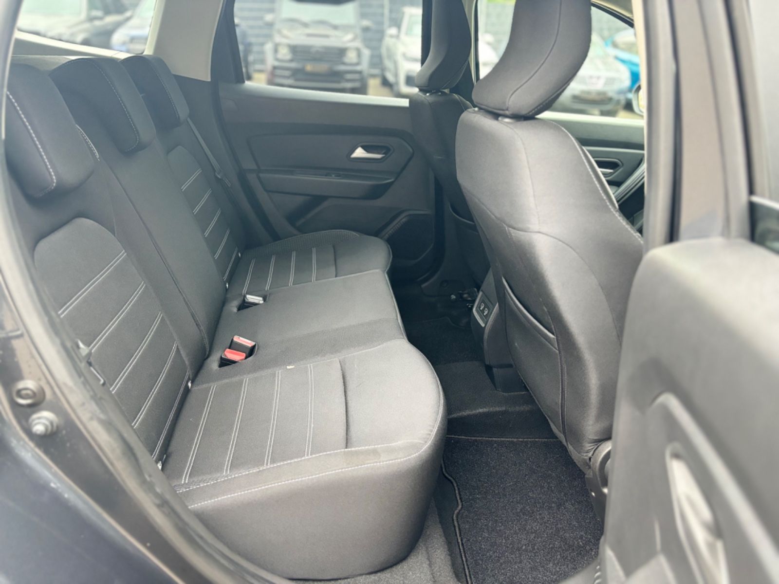 Dacia DUSTER II - Samsaru's Car Outlet