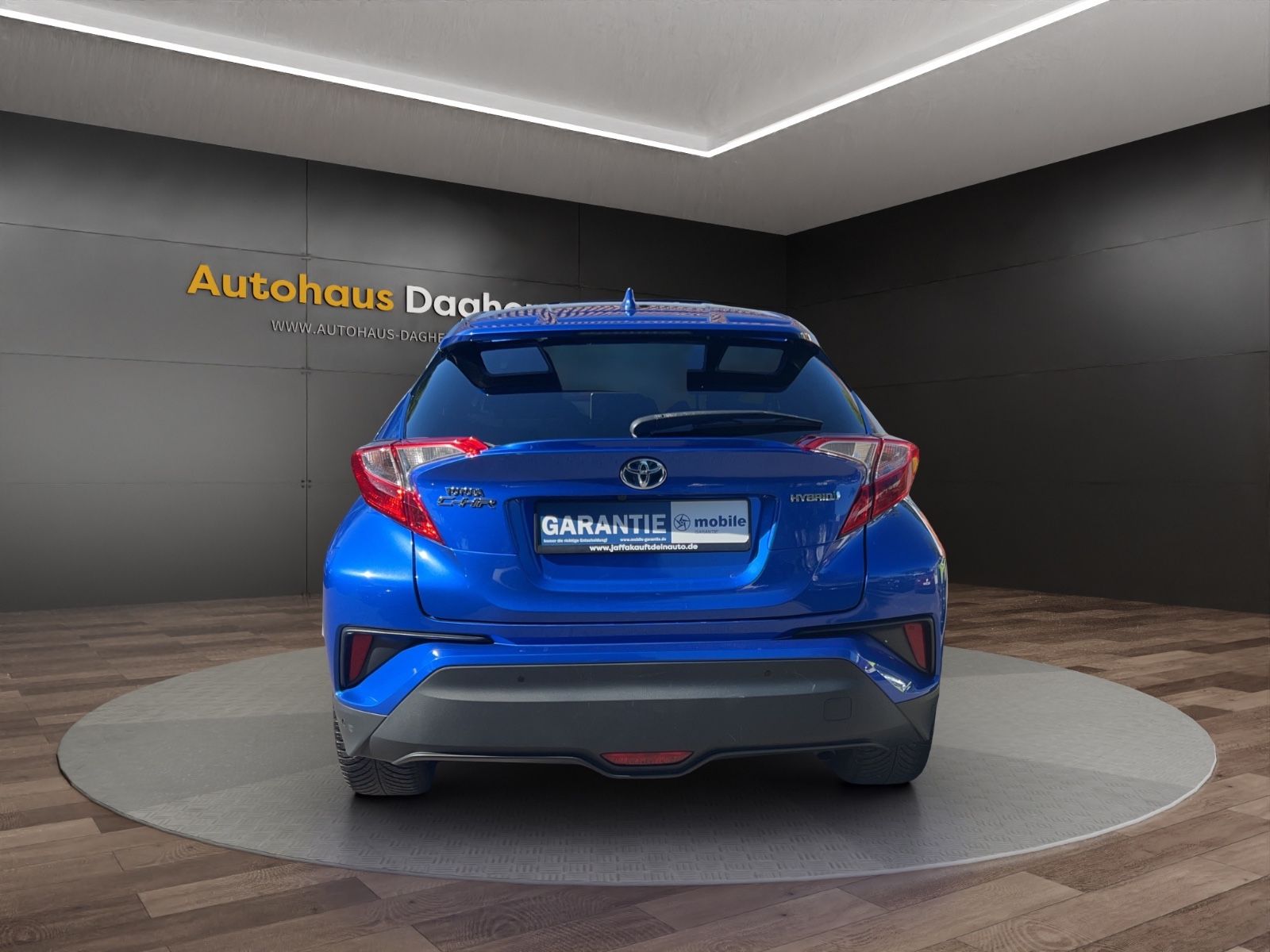 Toyota C-HR Hybrid Club - Samsaru's Car Outlet