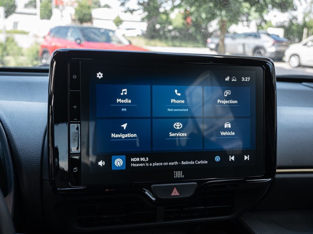 Toyota Yaris Cross Adventure 1.5 Hybrid SHZ ACC HUD Win