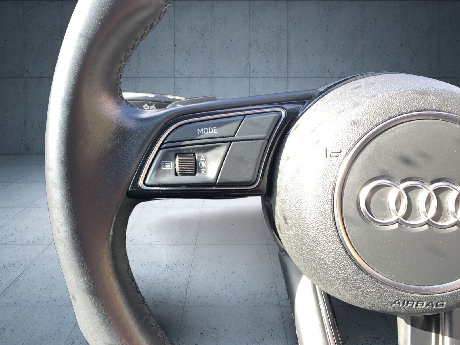 Audi A3 Sportback 40 TFSI e MMI/ASI/SHZ/sound/Temp