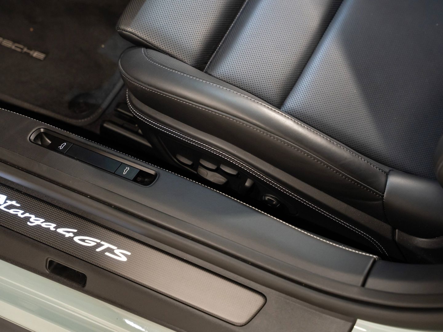 Porsche 992 Targa 4 GTS InnoDrive Burmester Lift-VA