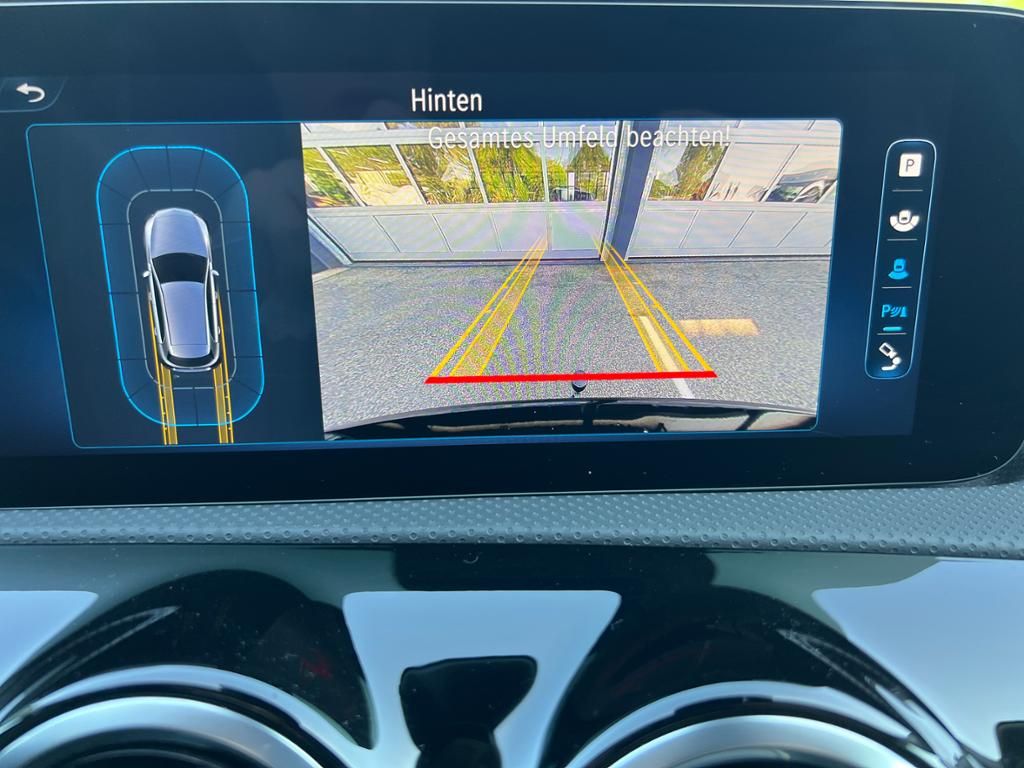 Mercedes-Benz A 180 PROGRESSIVE - Samsaru's Car Outlet