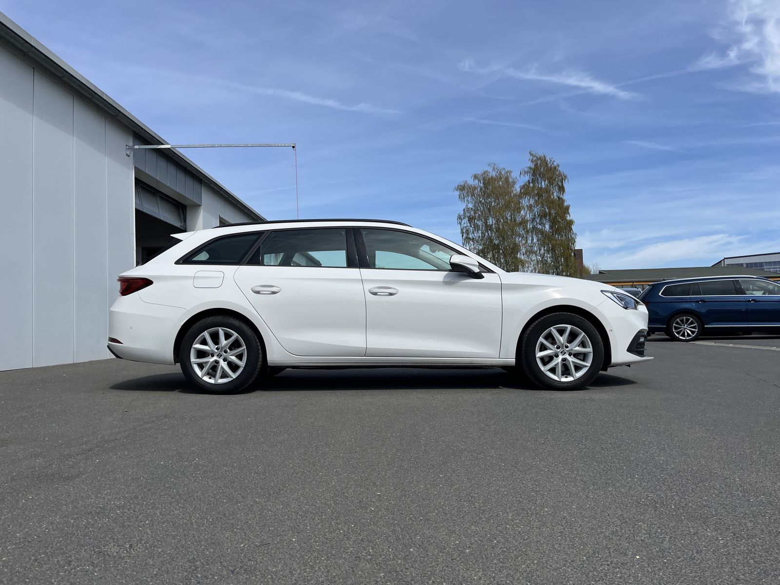 Seat Leon SP 2.0 TDI DSG Style 141€ m.20% Anz.AHK Nav