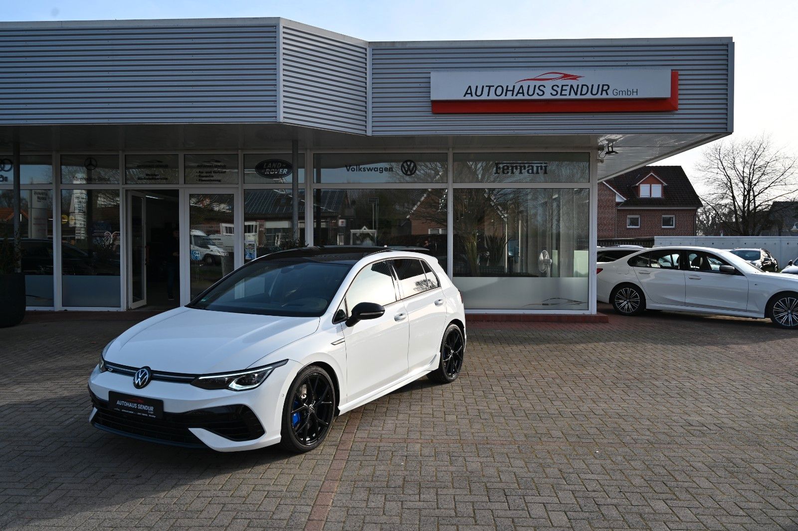 Volkswagen Golf VIII Lim. R 4Motion/ ACC / PANO / R-SPORT