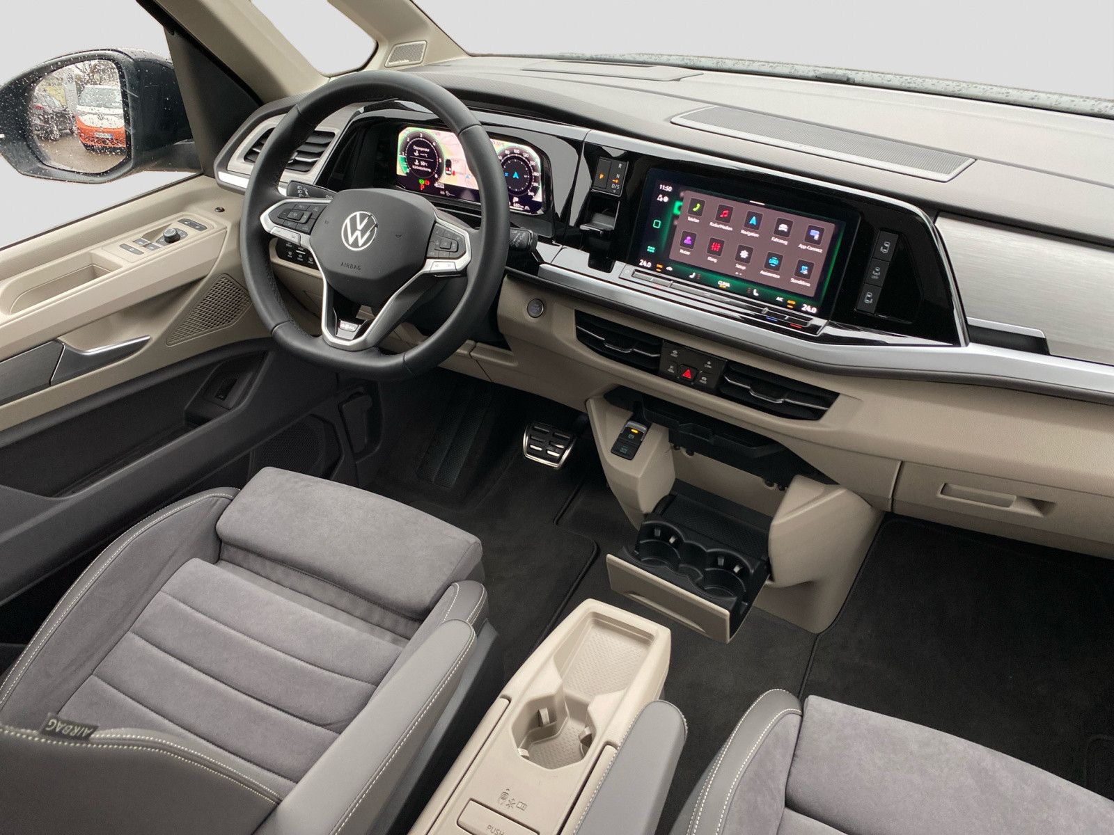 Volkswagen Multivan TDI - Samsaru's Car Outlet