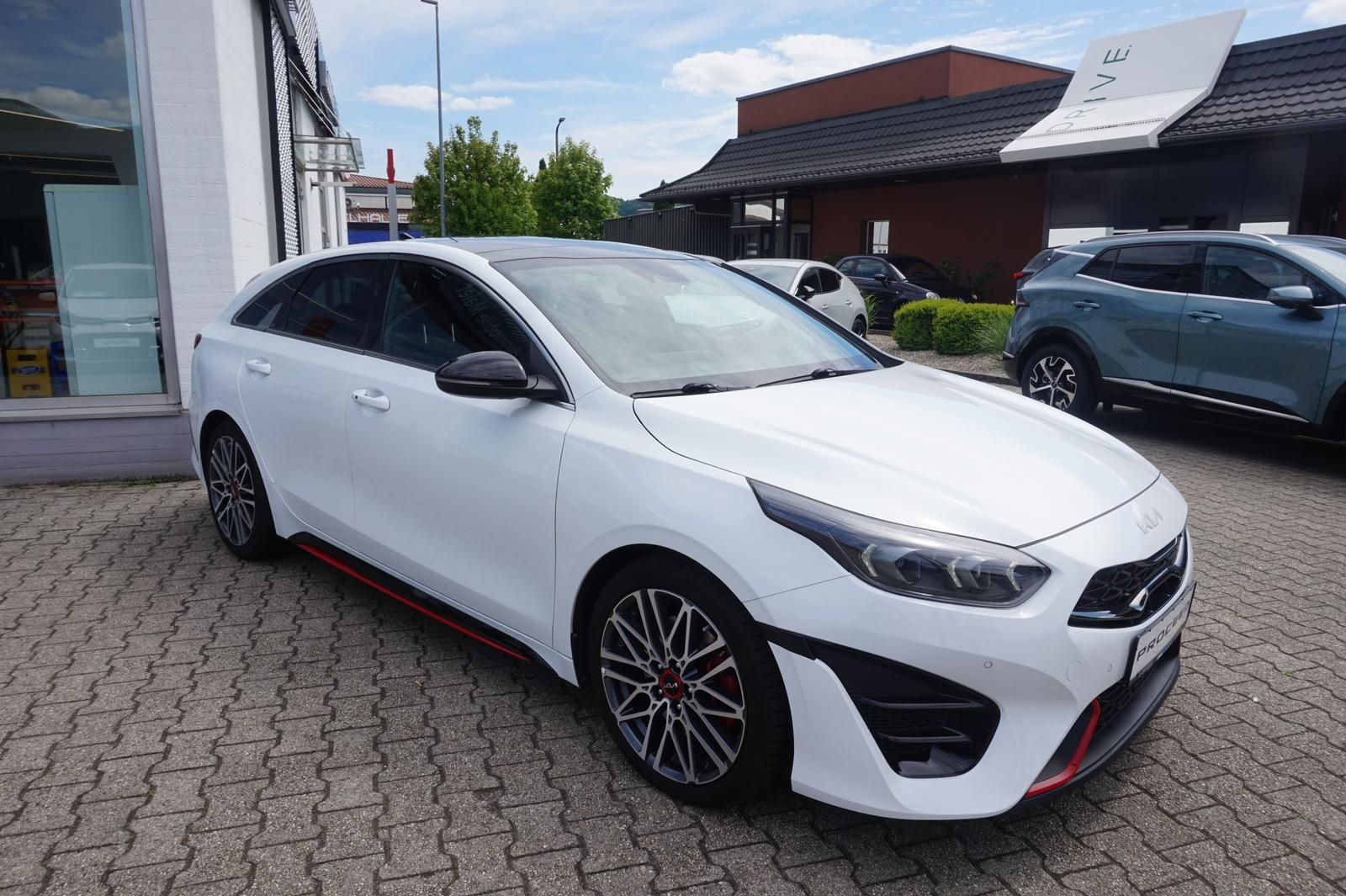 Kia ProCee'd 1.6 TGDI DCT GT - Samsaru's Car Outlet