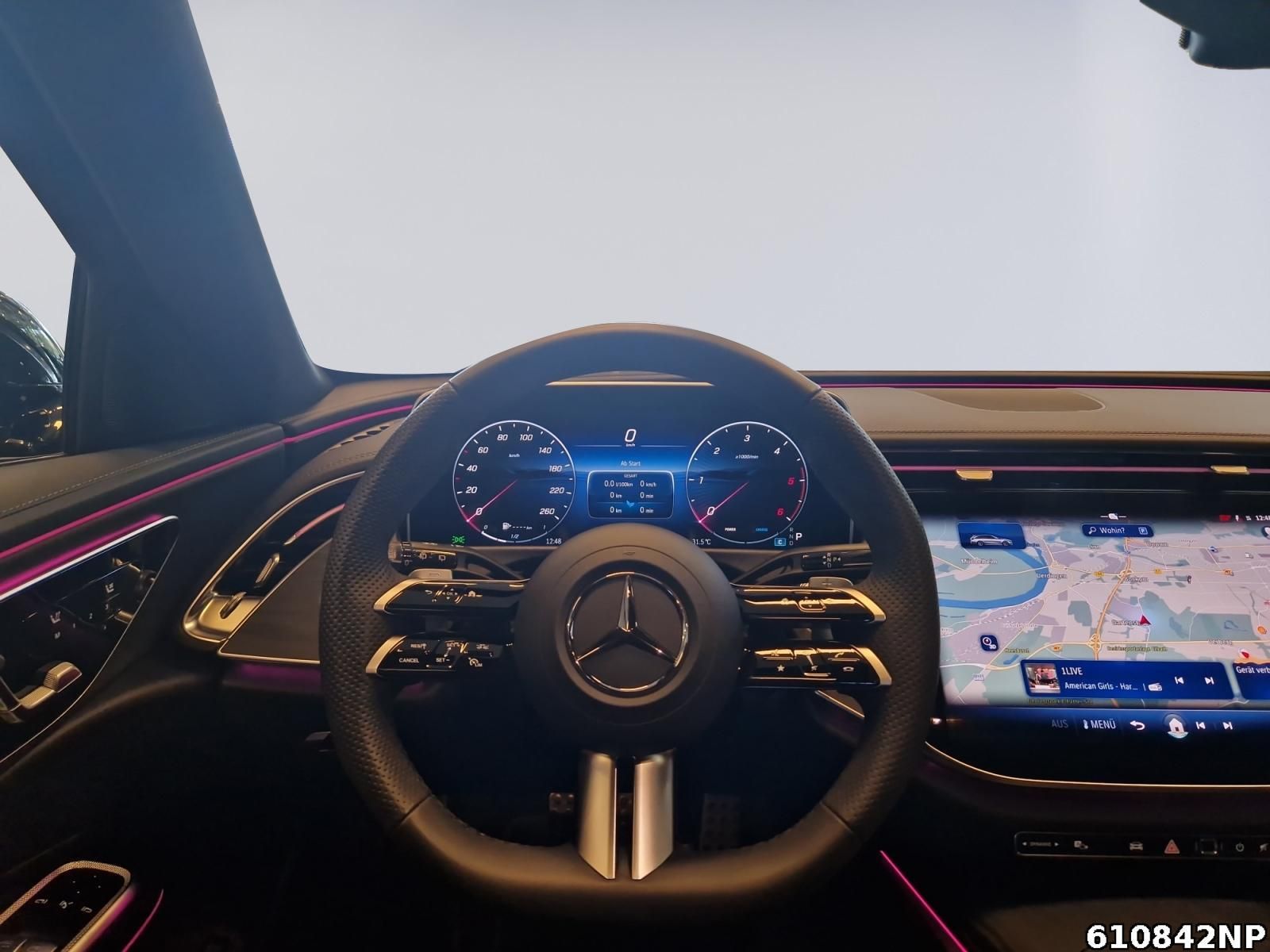 Mercedes-Benz E 450 d T 4M AMG Pano AHK Sitzklima DIGITAL-L