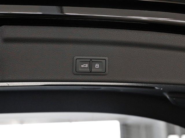 Audi Q3 Sportback 40 TFSI quattro S line - Samsaru's Car Outlet