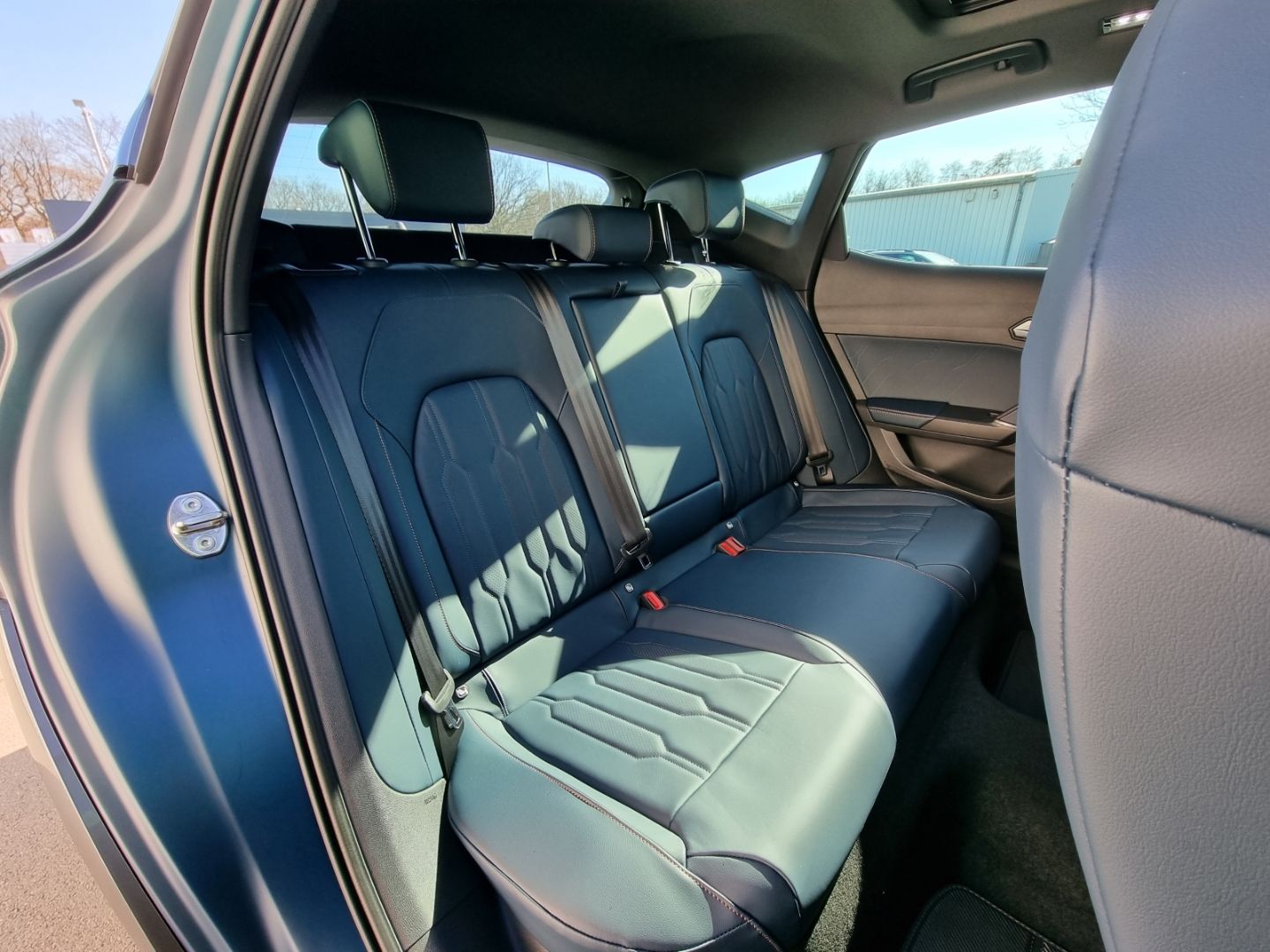 Cupra Formentor 2.0 TSI DSG 4Drive VZ ACC DCC Pano AHK