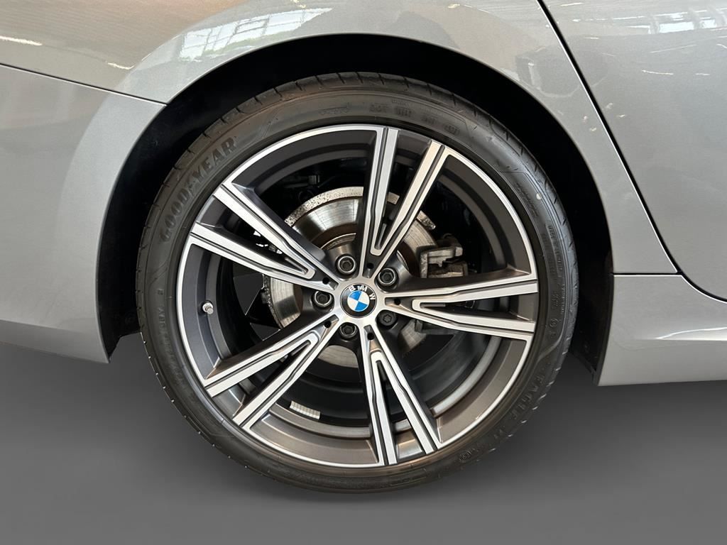 BMW 320d Touring xDrive Aut. M Sport+AHK+360°+ACC