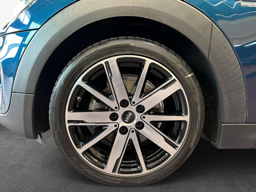 MINI Cooper Cabrio Sidewalk - Samsaru's Car Outlet