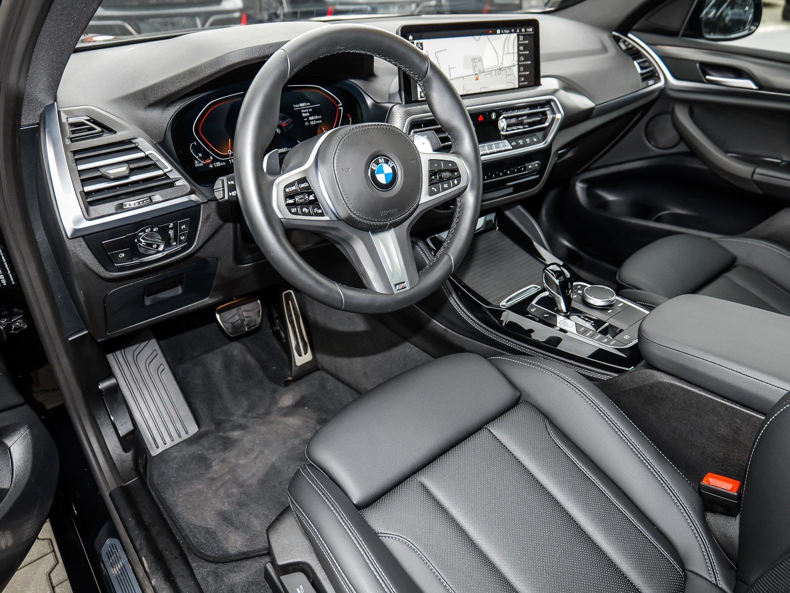 BMW X4 xDrive30d M Sport PANO ACC AHK RFK NAVI LED