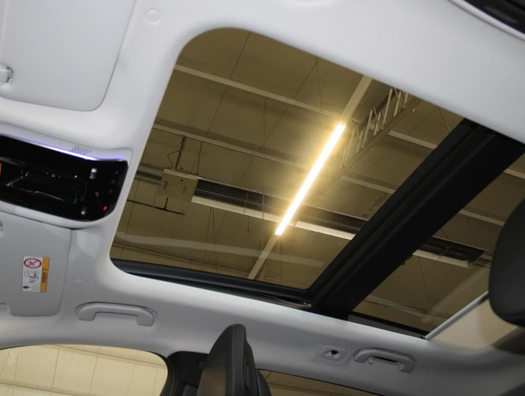 Mercedes-Benz GLC 300 e 4M *AMG Premium Night Pano Distro 360°