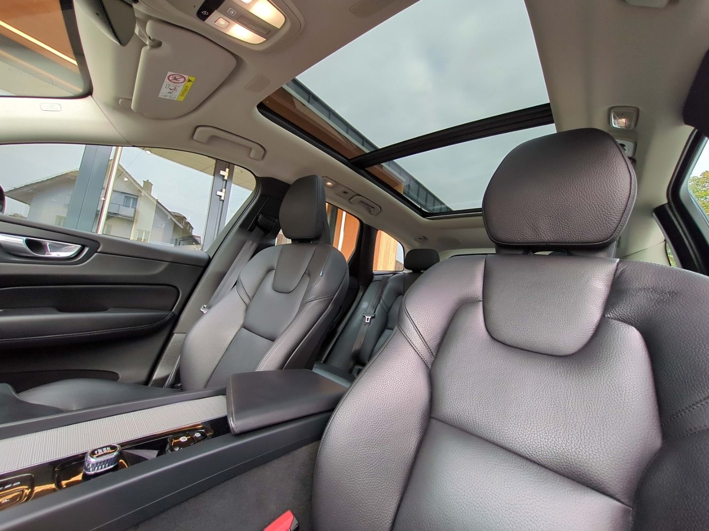 Volvo XC60 Ultimate Dark AWD B4 Diesel EU6d HUD StandH