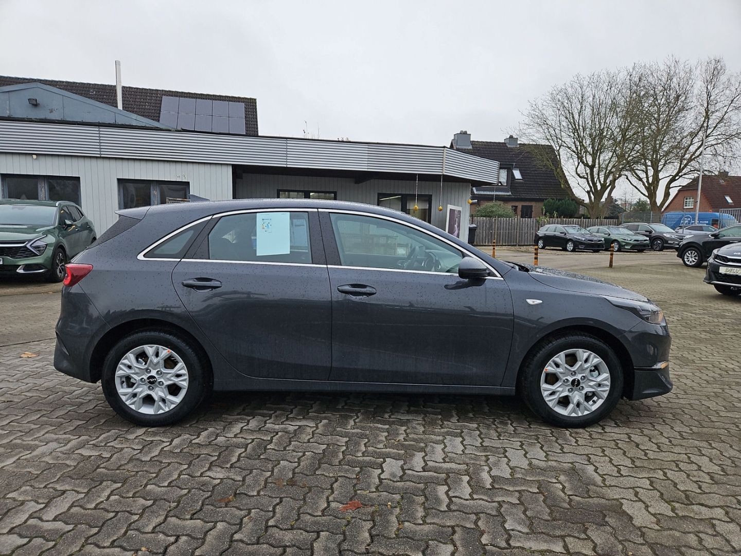 Kia Ceed Lim 1.0T Vision Komfort - Samsaru's Car Outlet