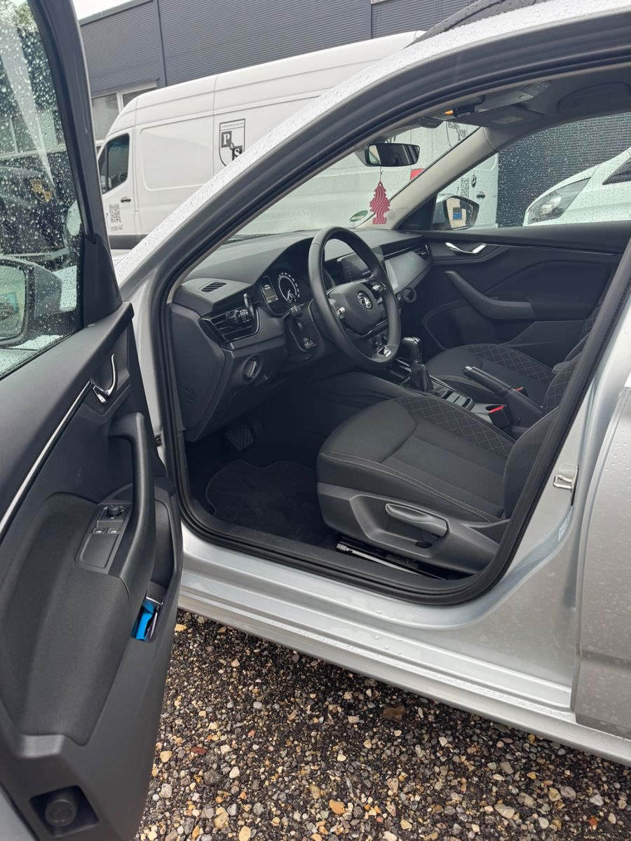 Skoda Kamiq Ambition - Samsaru's Car Outlet