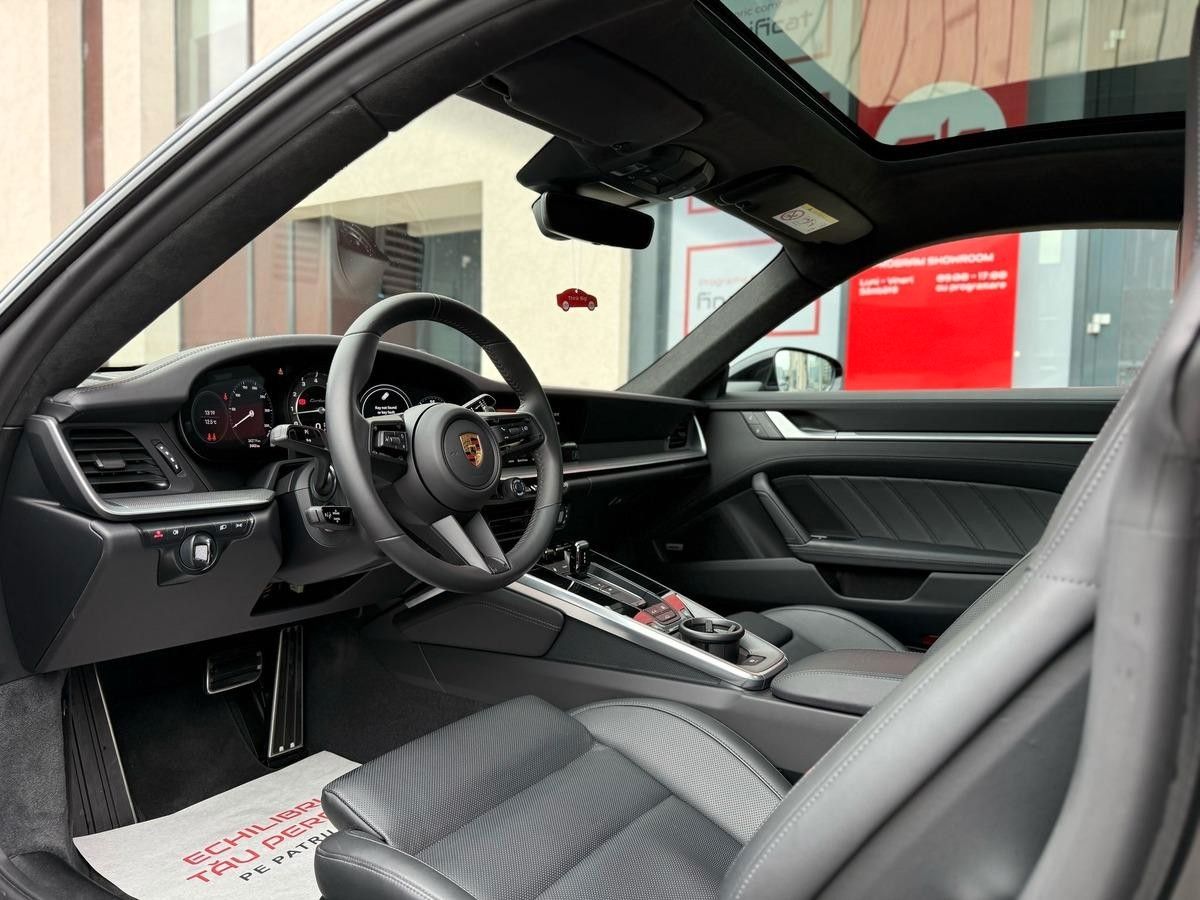 Porsche 911 Turbo - Samsaru's Car Outlet